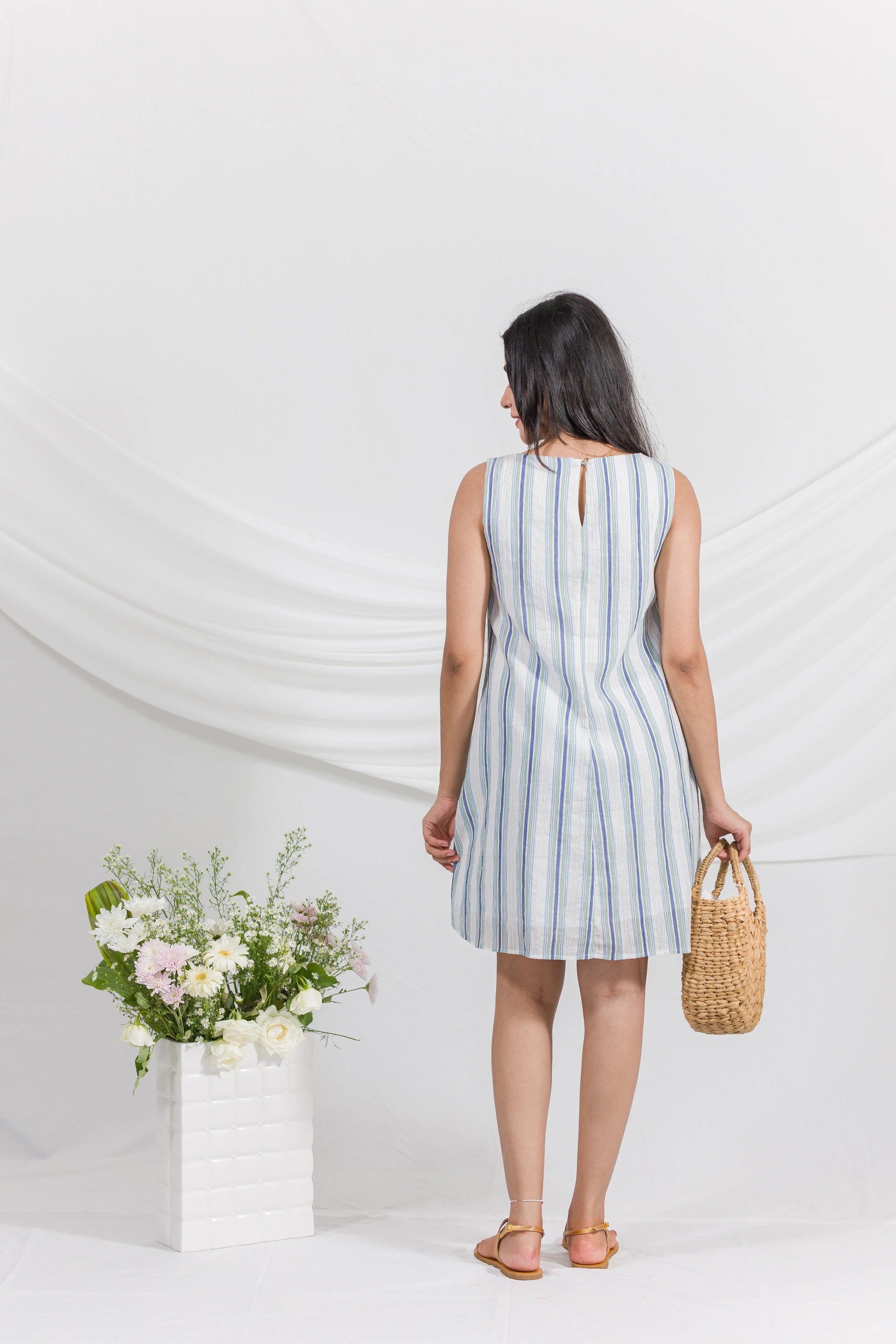 [blue stripe] full back
